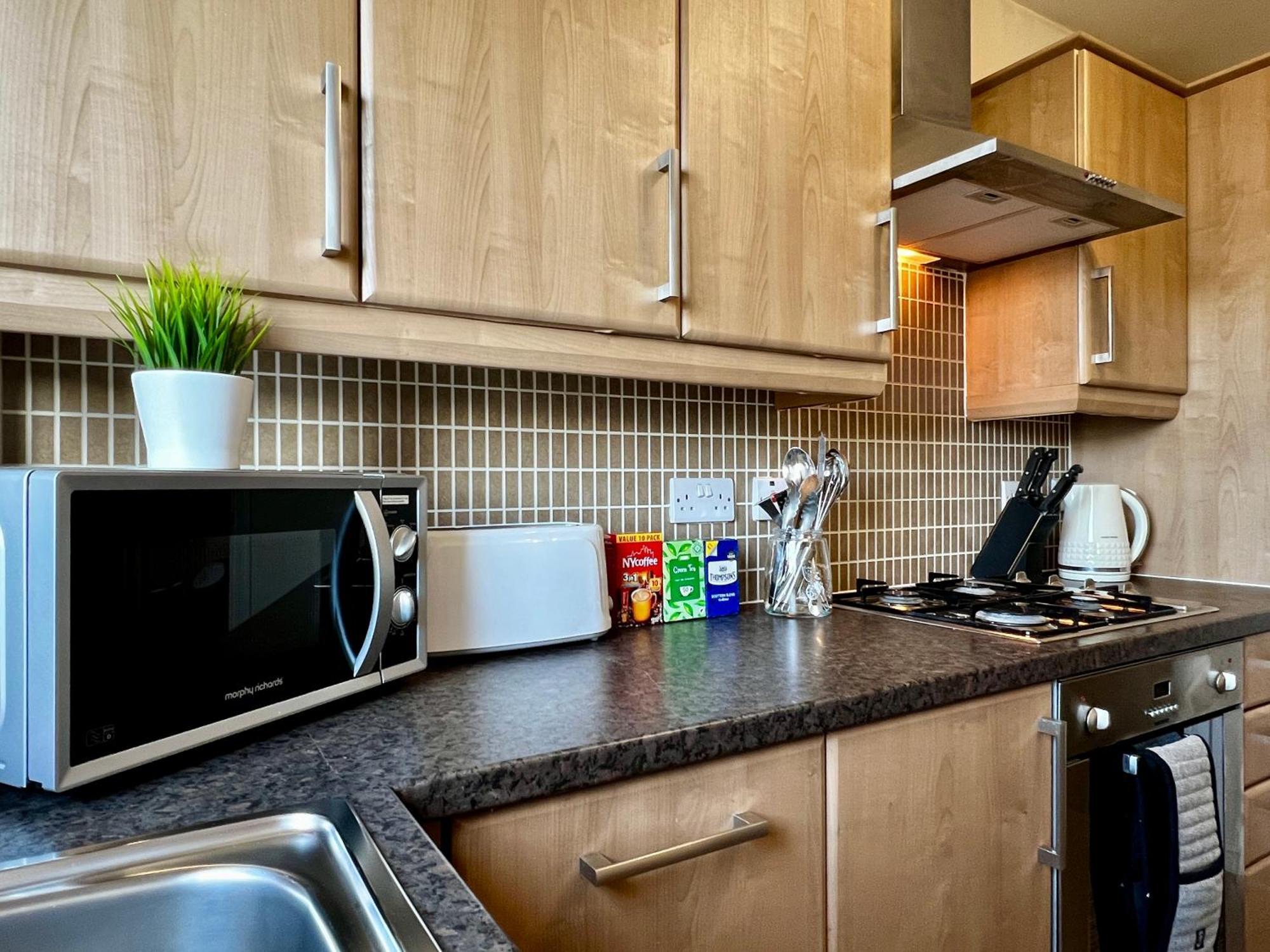 グラスゴーStylish Modern Flat With Juliet Balcony & Parkingアパートメント エクステリア 写真